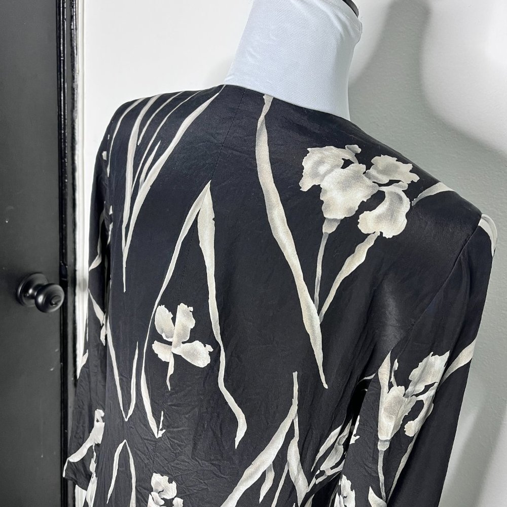 Rafaella Floral Print Black 100% Silk Blazer Size 6 - Picture 4 of 8